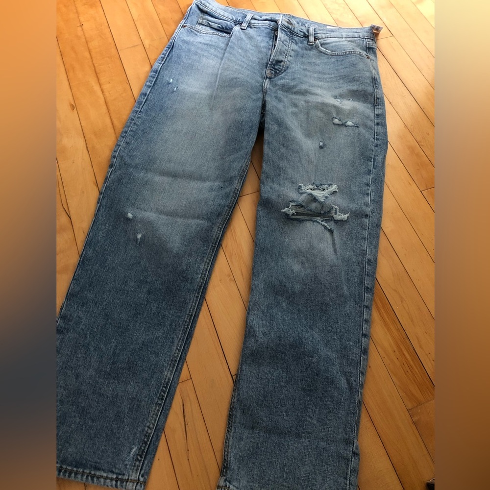 Old Navy Extra High-waisted button-fly sky-hi straight ripped jeans